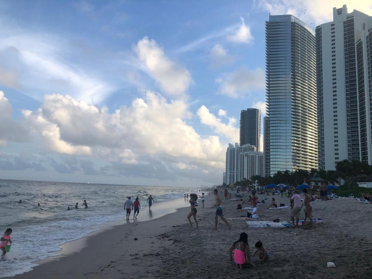 The Blue Island Miami Beach Exterior foto