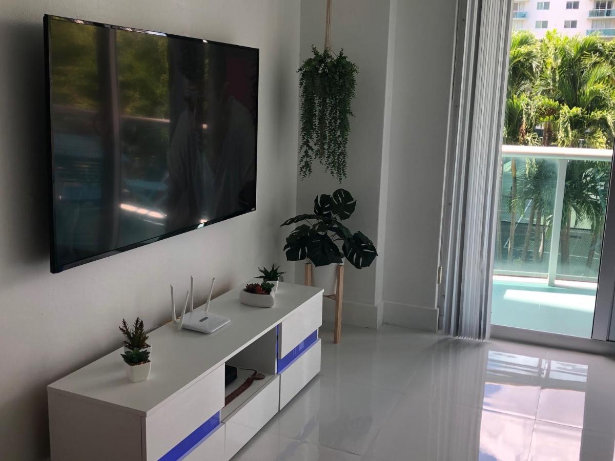 The Blue Island Miami Beach Exterior foto