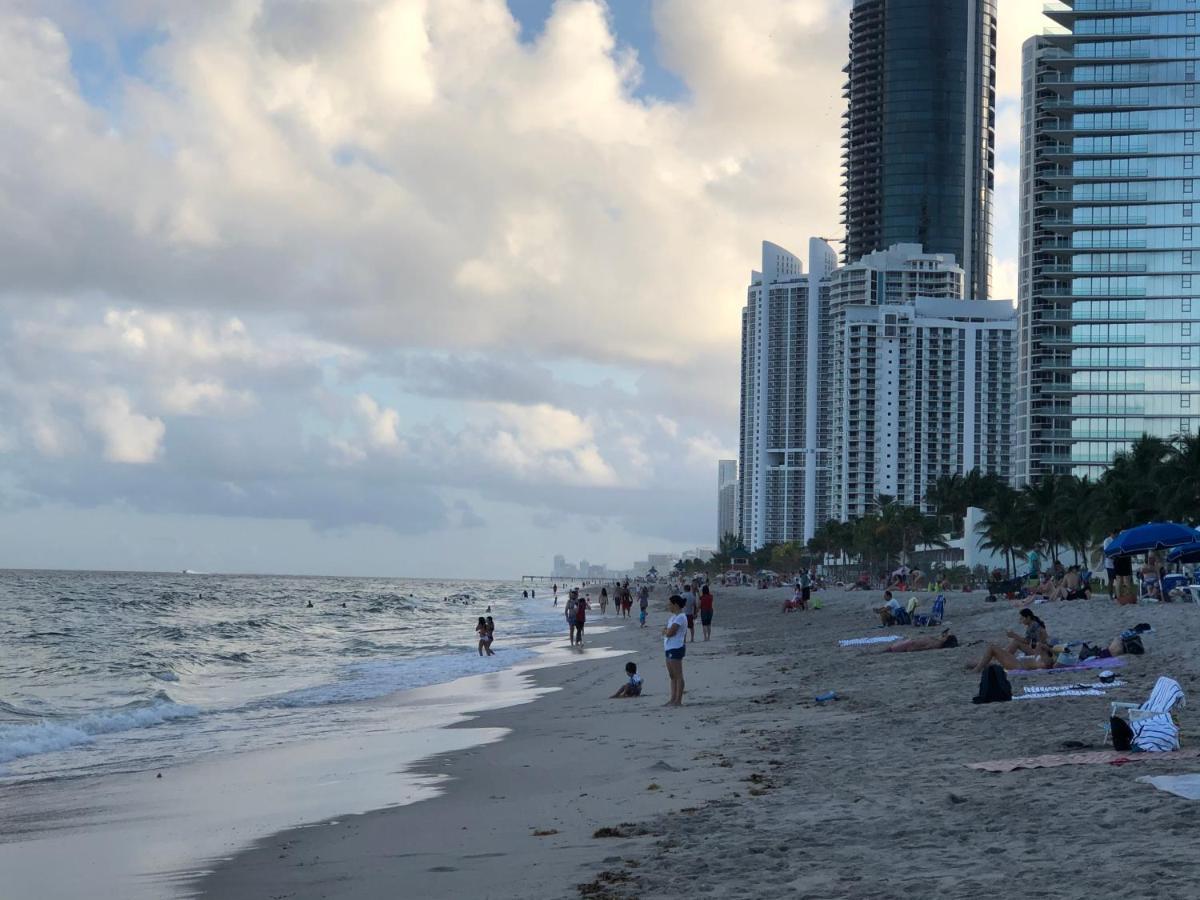 The Blue Island Miami Beach Exterior foto