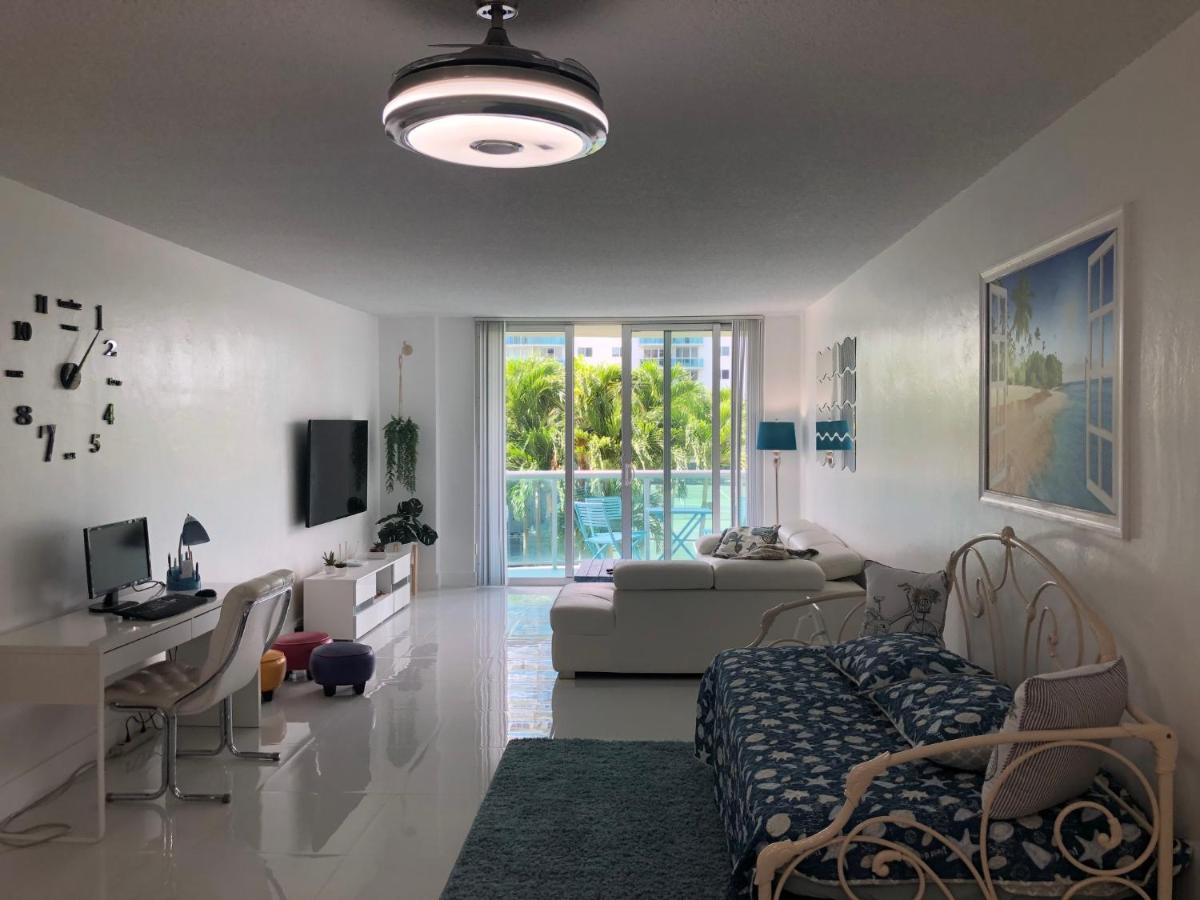 The Blue Island Miami Beach Exterior foto